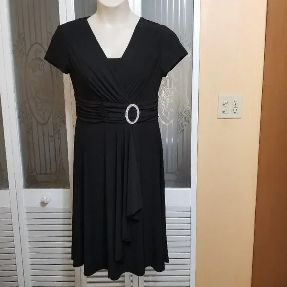 r and m richards black dress R&M Richards 5492